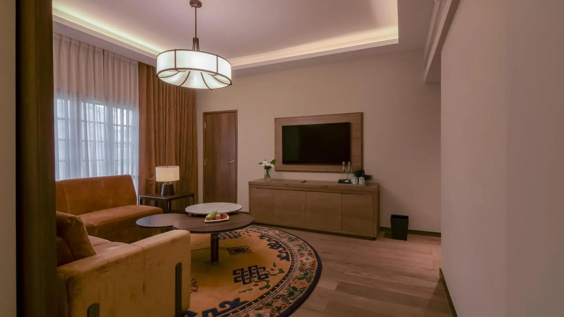 Hotel Yak & Yeti Katmandu 5*,